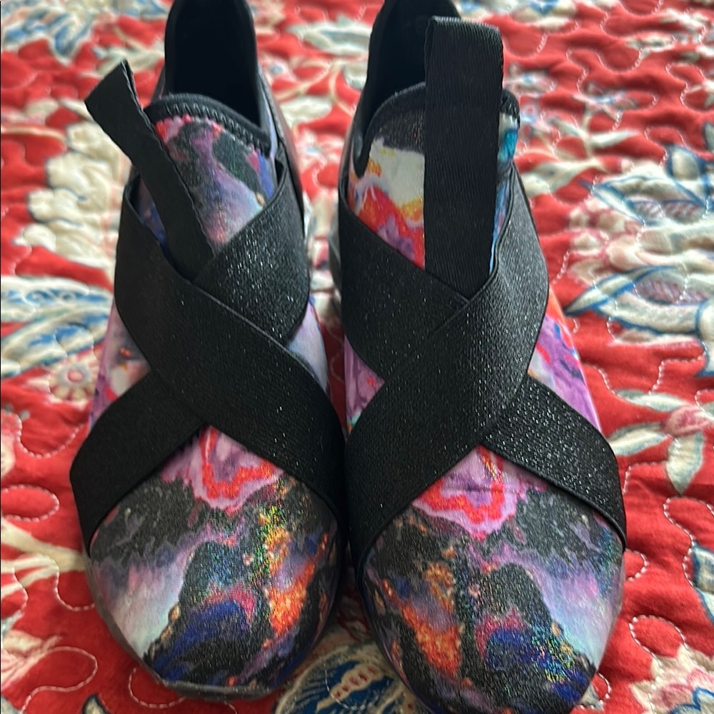 Steve Madden Black and Purple Athletic Shoes with Elastic Straps